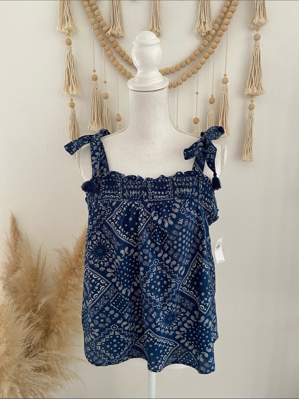 Old Navy blue bandana print tank top fringe shoulder tie Flowy shirt medium NWT